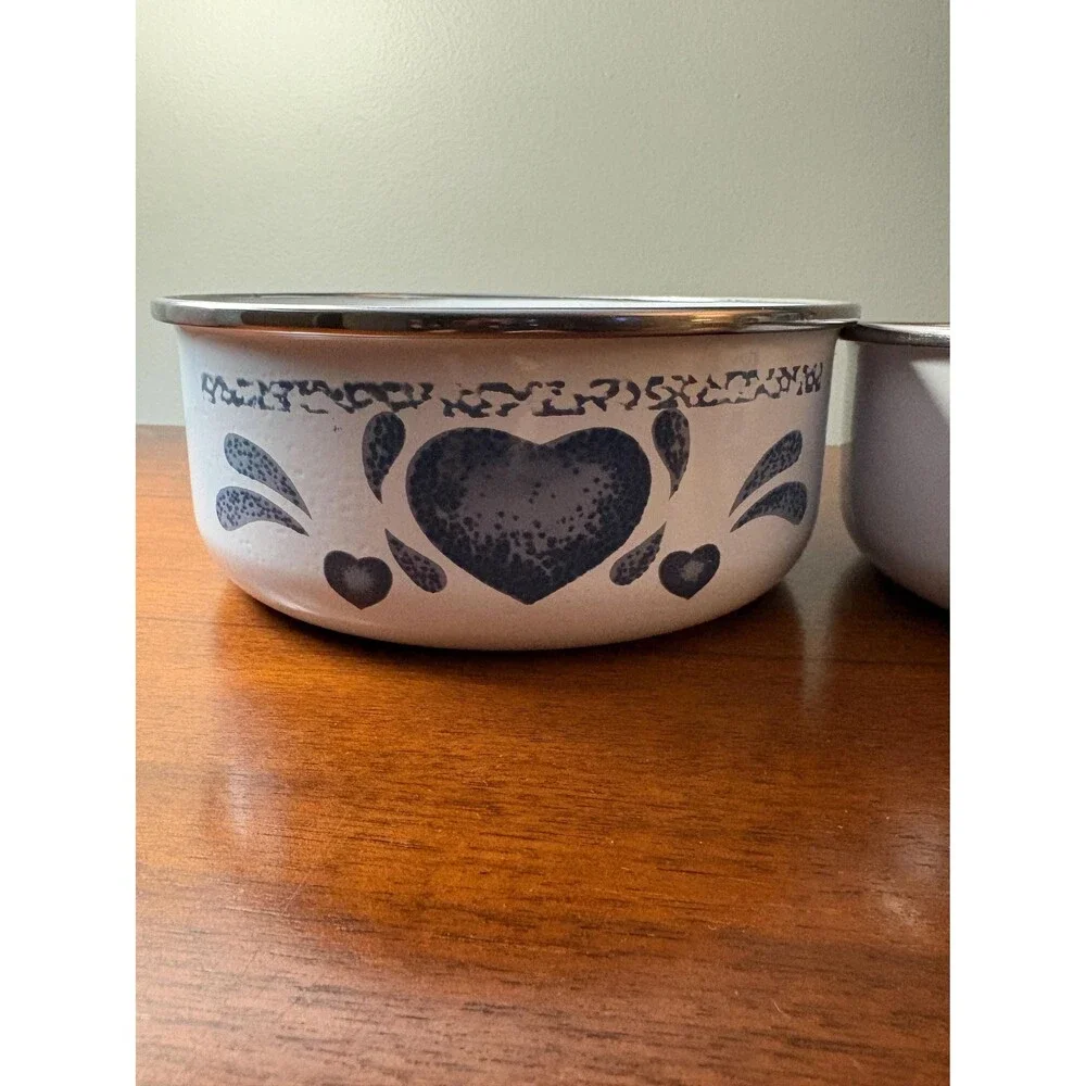 Vintage White Enamelware Nesting Bowls Blue Sponge Heart Pattern Country Cottage